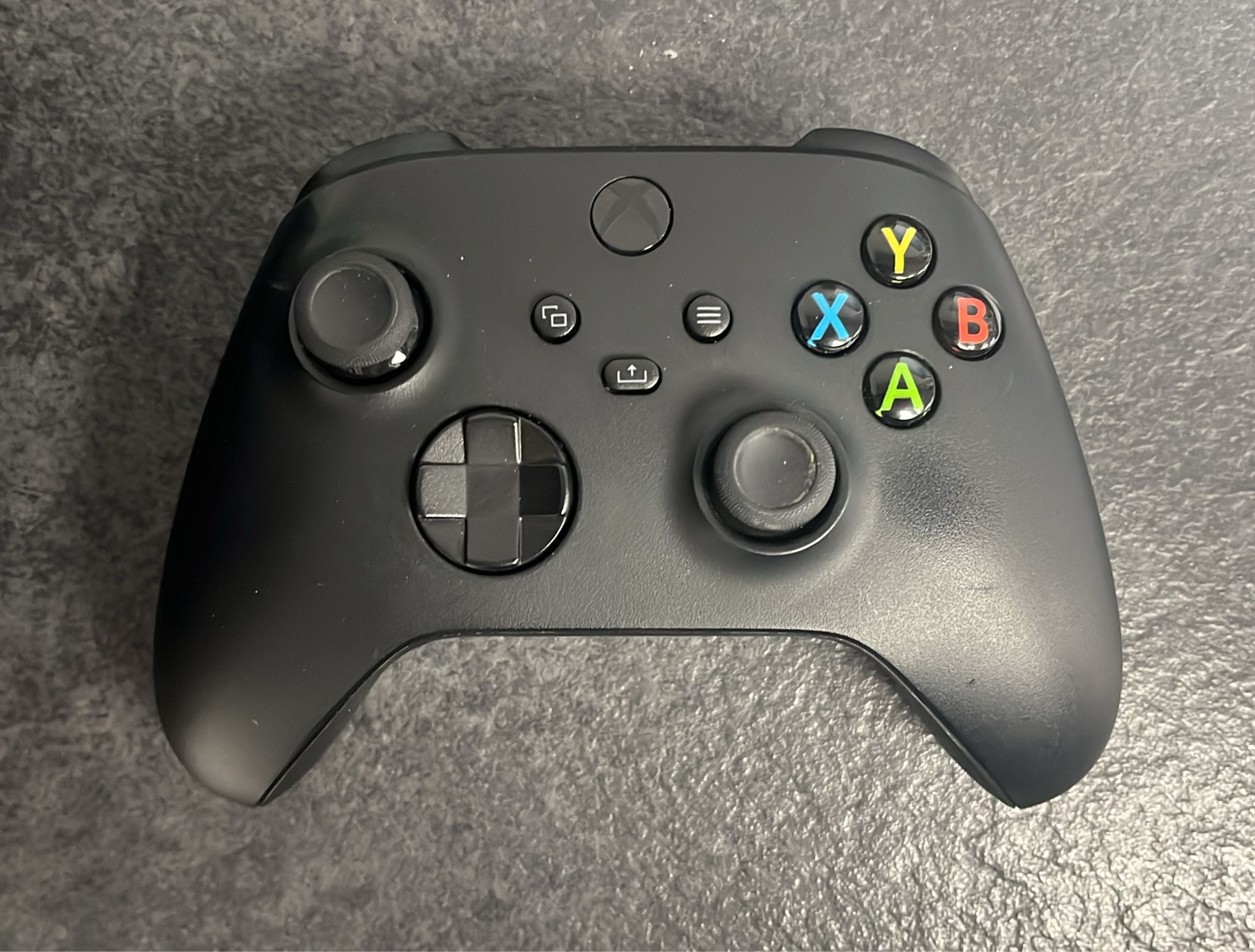 Xbox Series X 1TB Black with Original Series 2 Controller