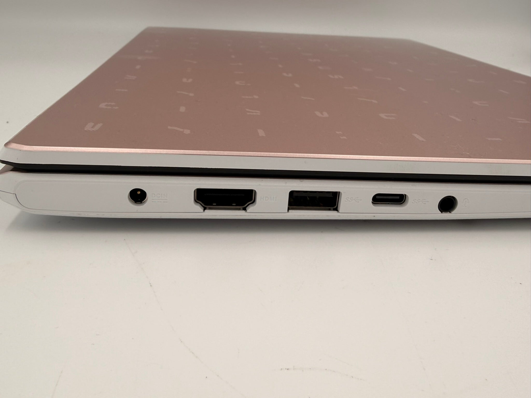 *Asus E410M/N4020/4GB Ram/64GB SSD/14"/Windows 11