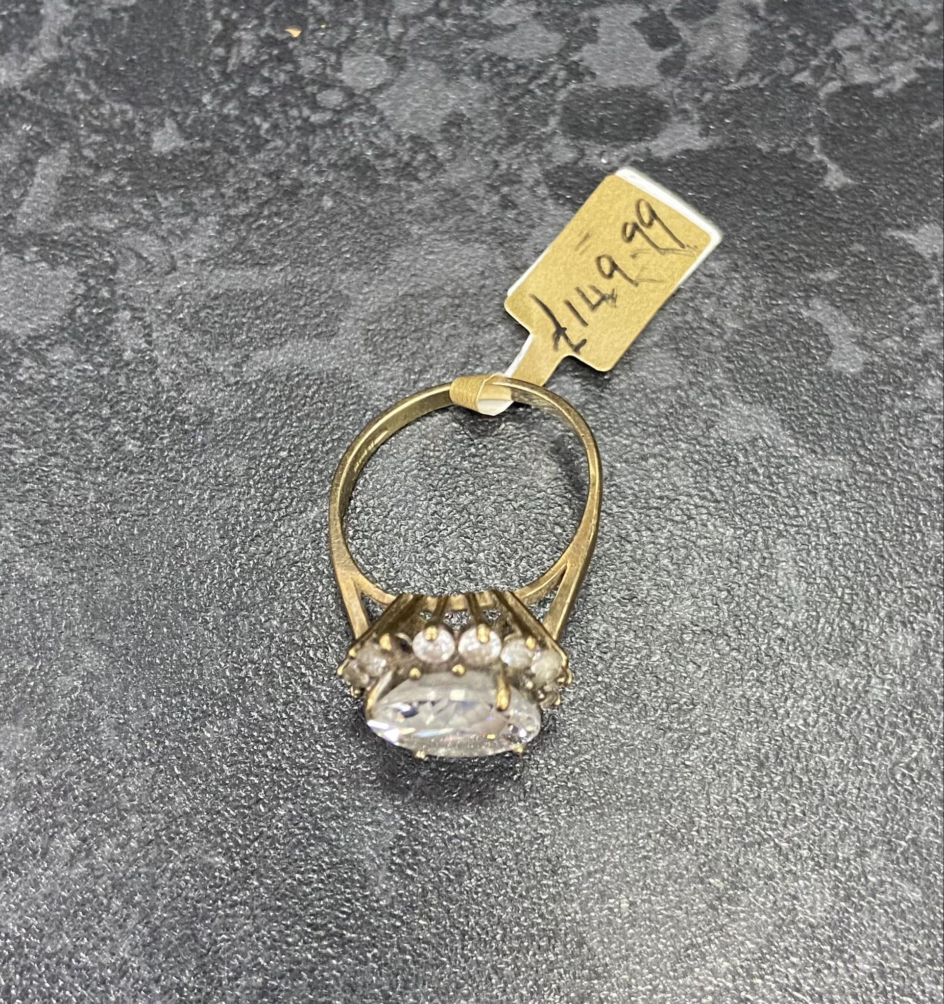 9ct Gold Ladies C/Z Ring (Size Q), 5.16g