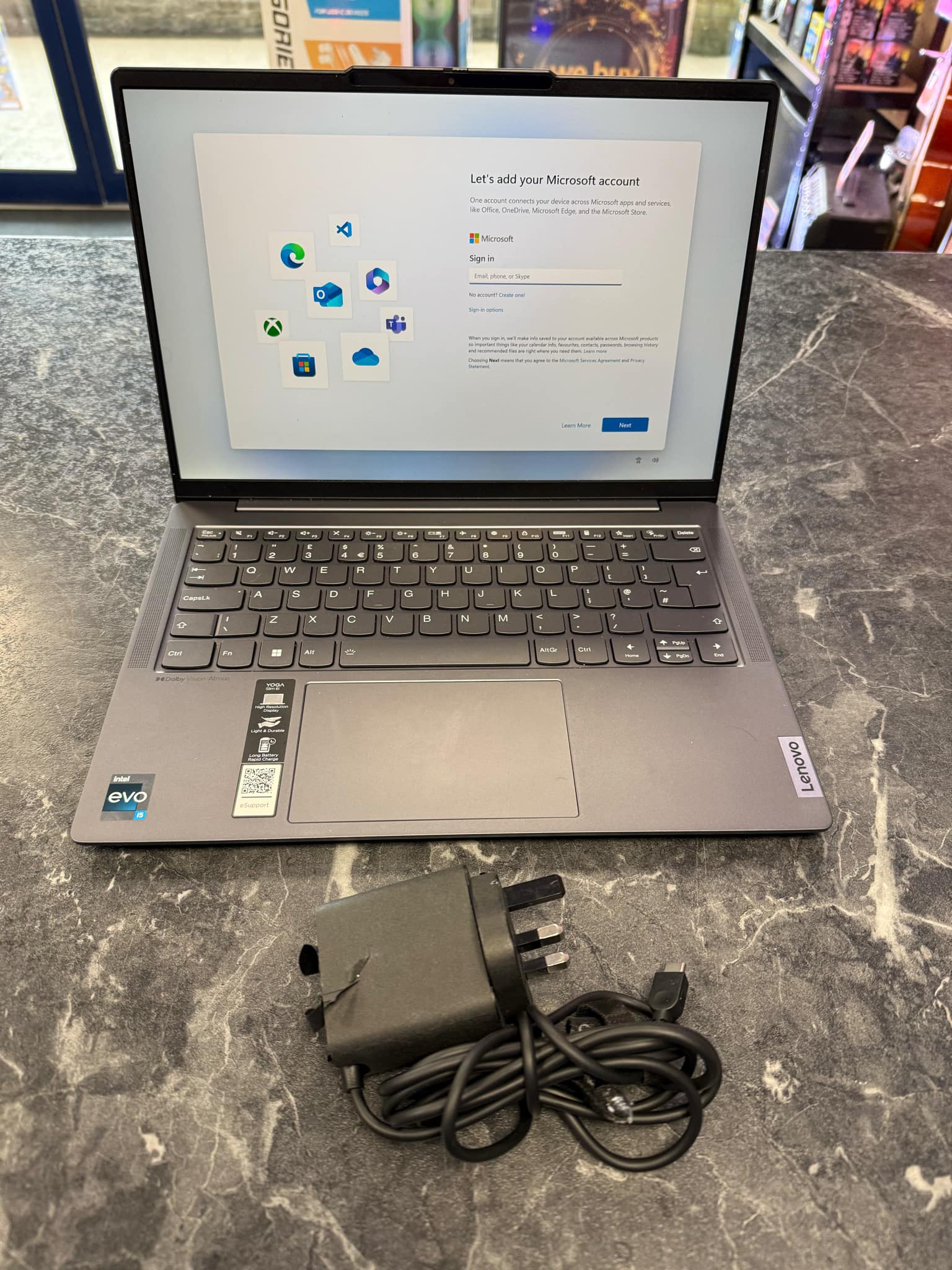 Lenovo Yoga Slim 6 14IRH8 14" Intel i5-13500H 8GB 512GB
