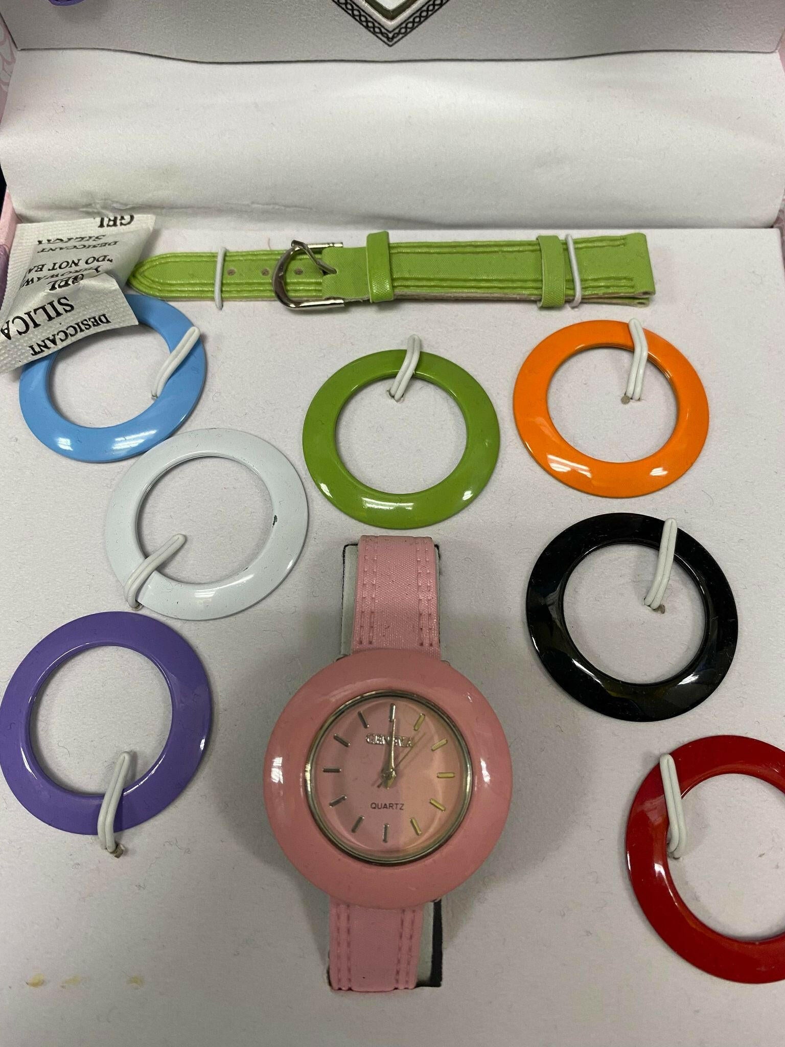 Geneva Ladies/Girl watch (Pink box with ribbon)