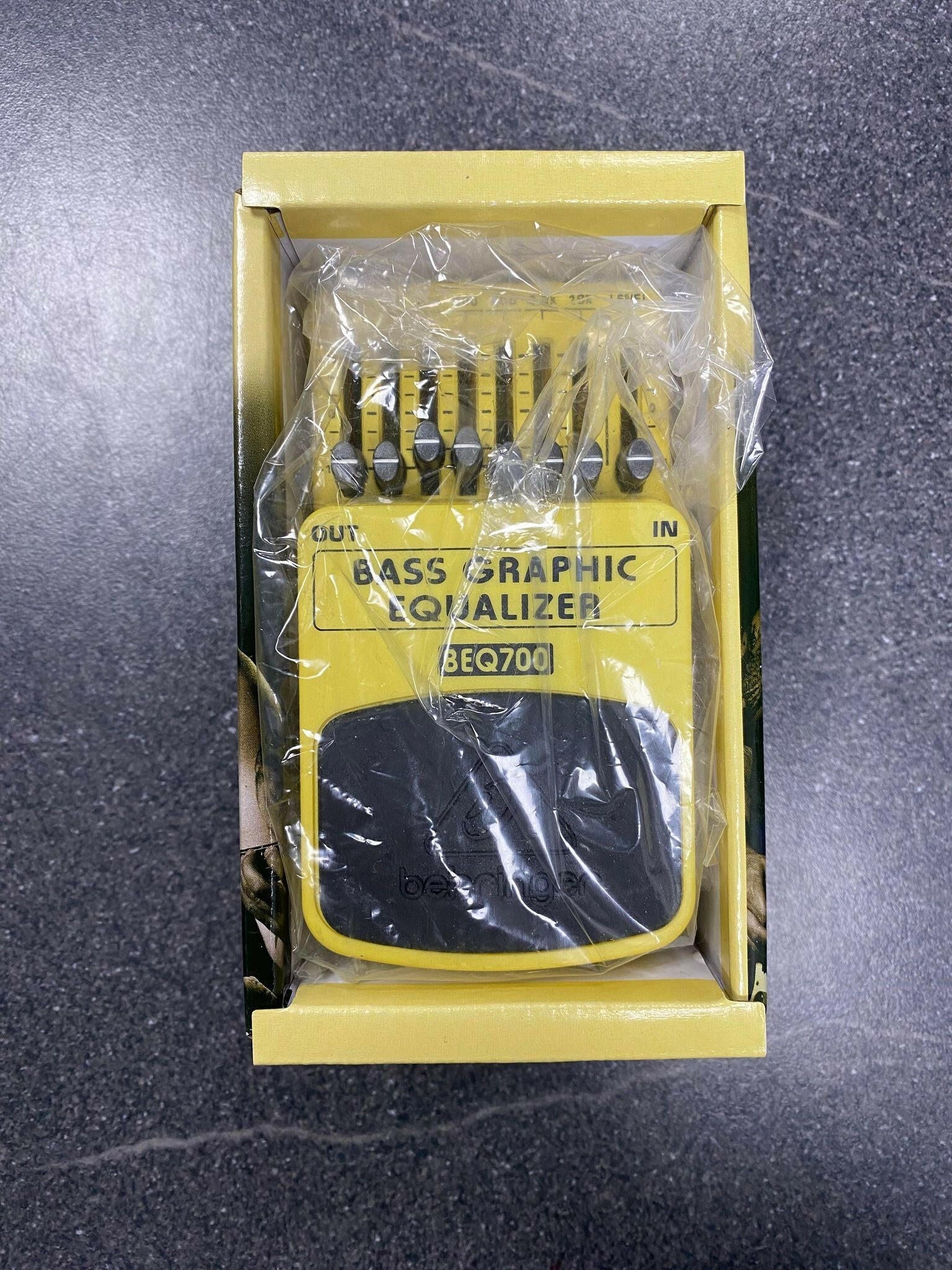 BEQ700 Bass Graphic Equalizer