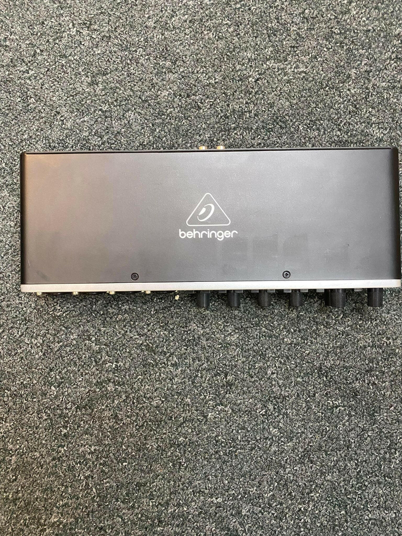 Behringer U-Phoria