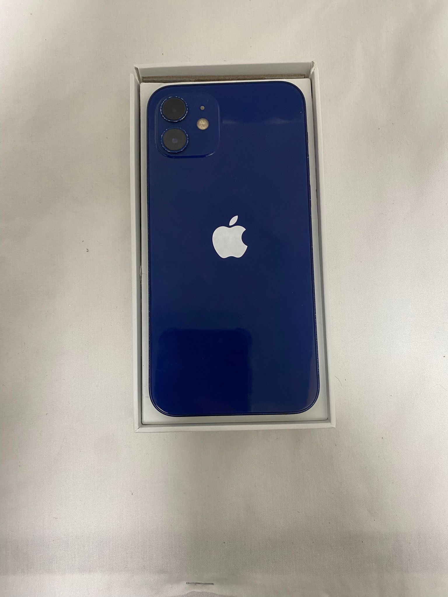iPhone 12 64GB Open