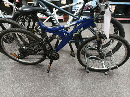**collect only**Slammer indi fs1 mens mountain bike 18