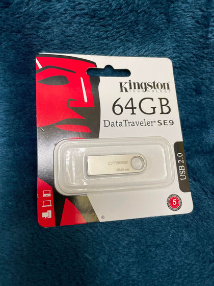 Kingston 64GB 2.0 USB.