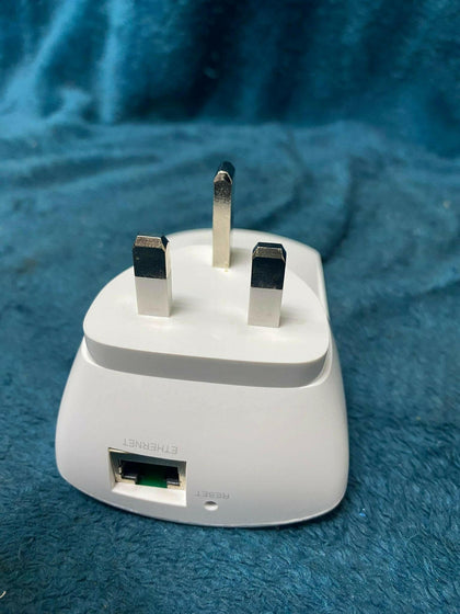 TP LINK WIFI RANGE EXTENDER.