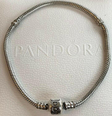 Pandora Sterling Silver Bracelet w/ Barrel Clasp 20cm.