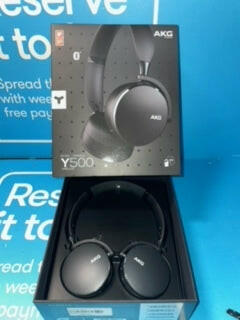 AKG Y500 Headphones - Bluetooth - Boxed.