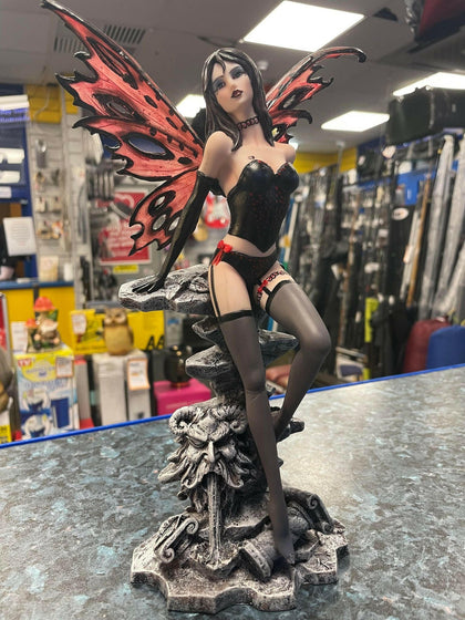 Scarlet Figure 35cm.