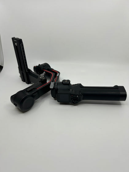 DJI RS 2 3-Axis Gimbal Stabilizer