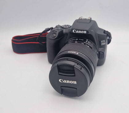 Canon EOS 250D 24.1M + 18mm-55mm III - Includes Charger **BOXED**