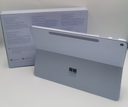 *Opened in Store/Unused* Surface Pro 2025 12