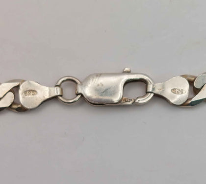Pre-owned 925 silver chain Curb Style 31.7g Boxed 24