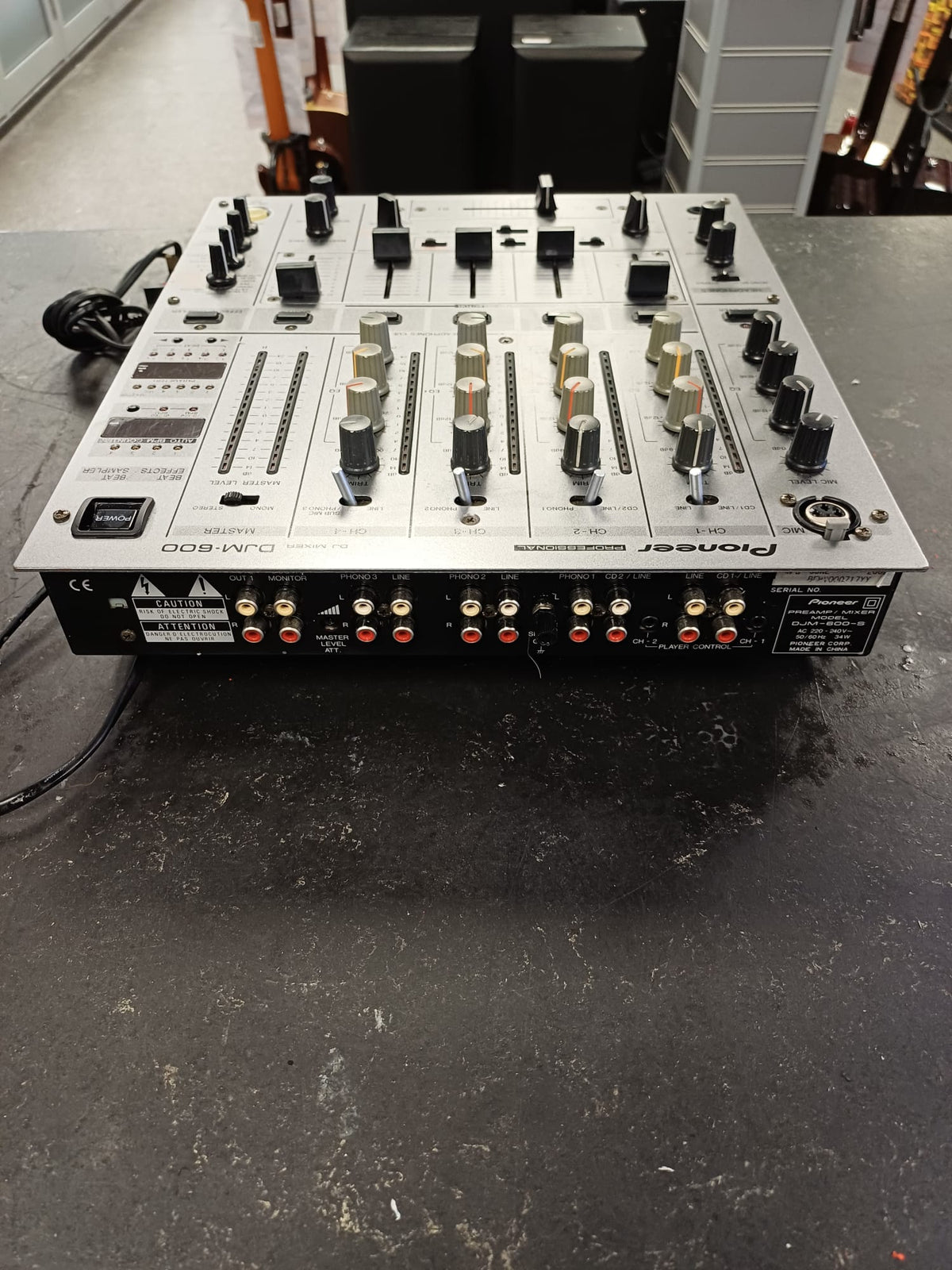Pioneer DJM-600 4-Channel Professional DJ Mixer | Cash Generator