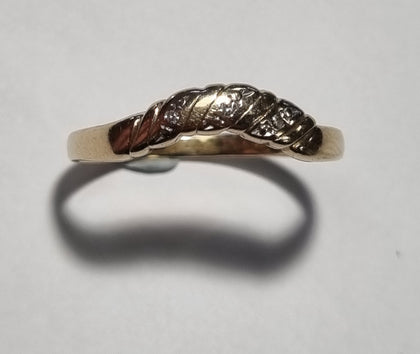 9ct Gold Diamond Wave Ring size U 1/2