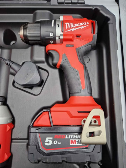 Milwaukee M18 BLCPP2A 18V Brushless Combi Drill & Driver – 2 x 5.0Ah Batteries & Charger **NEW**