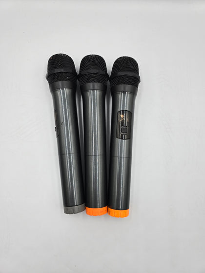 UHF Microphone Bundle