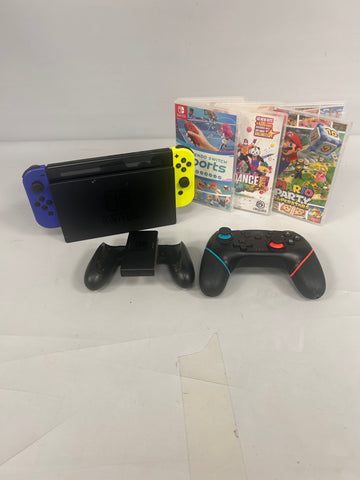 Nintendo Switch - 2 Player Package