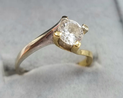 18ct White/Yellow Gold Ring Size M1/2