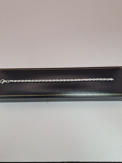 new other silver rope bracelet ,925, weight 9.2g, lenght 7.5g.