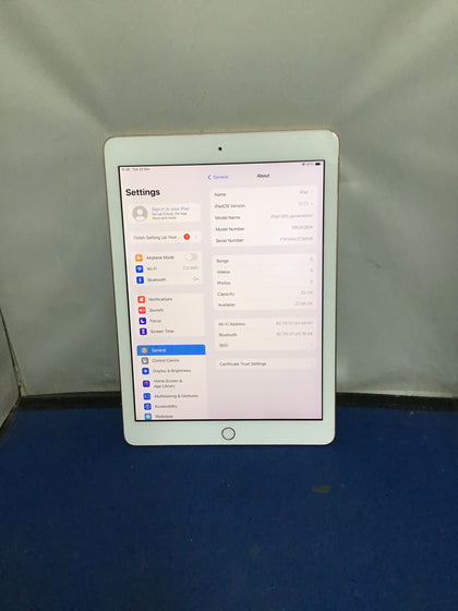 Apple iPad (6th Generation) 32GB Storage
