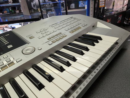 Yamaha Tyros 2 Electric Keyboard
