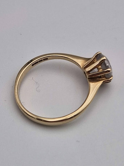 9ct Yellow Gold Single Stone Cubic Zirconia Ring - Size M - 2.18 Grams