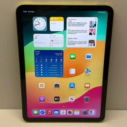 Apple iPad 10th Generation Model A2696 64GB WiFi in Yellow