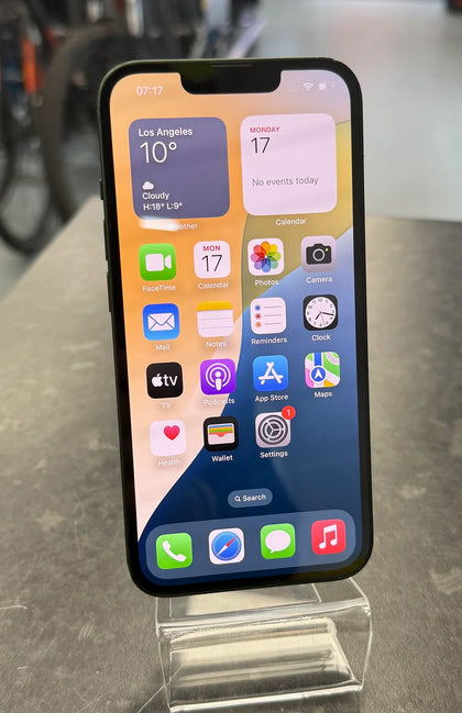 Apple iPhone 13 - 128 GB - Green