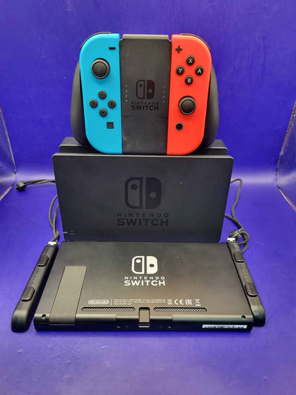 Nintendo Switch (Neon Red/Blue)