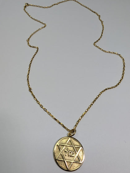 9ct gold star of David pendant & gold chain