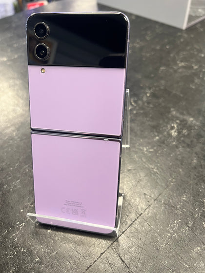 Samsung Galaxy Z Flip4 - 128 GB, Bora Purple - Unlocked