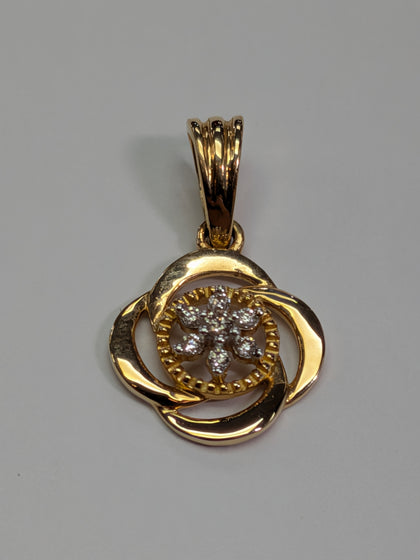 18ct Gold Diamond Pendant