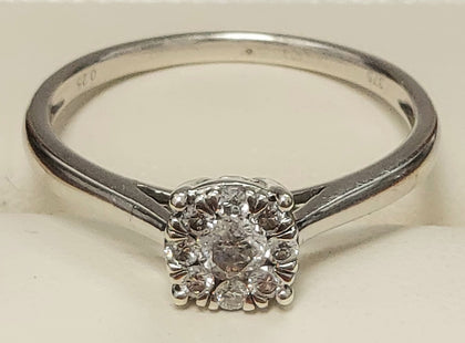 9ct White Gold Diamond Cluster Ring - Size o