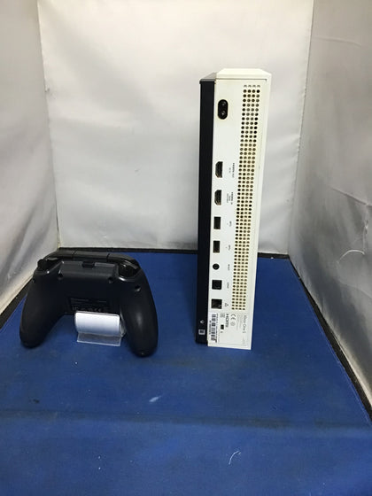 Xbox One S + Pad