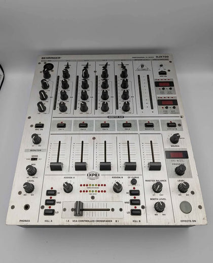 Behringer DJX700 DJ Pro Mixer (RCA) ** MISSING UNIT 3 DAIL / BUTTON AT BACK ** **MARKS ON SIDES**