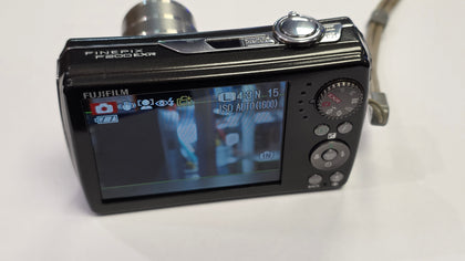 Fujifilm Fine Pix F2000EXR - Compact Mirrorless Camera