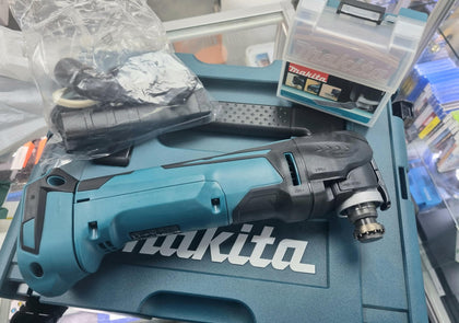 Makita - DTM51ZJX7 18V Multi Tool with 23pc Accessory Kit ++Brand New++