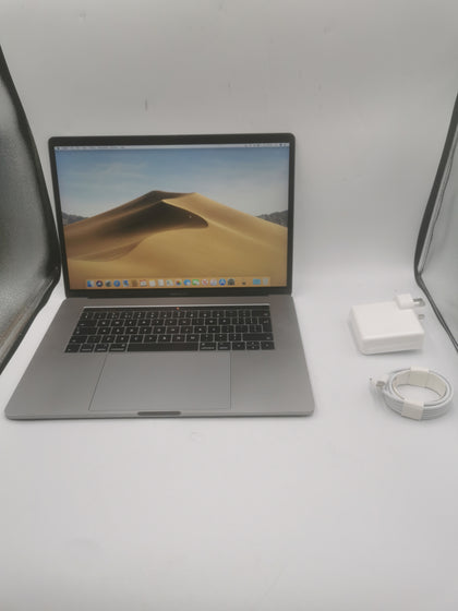 MacBook Pro 14,3 i7-7820HQ 16GB RAM 512GB SSD 15