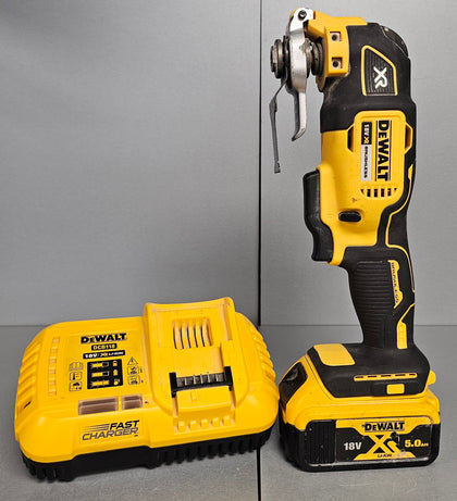 DeWalt DCS355 18V XR Brushless Oscillating Multi Tool + 5.0ah Battery & Dewalt Fast Charger