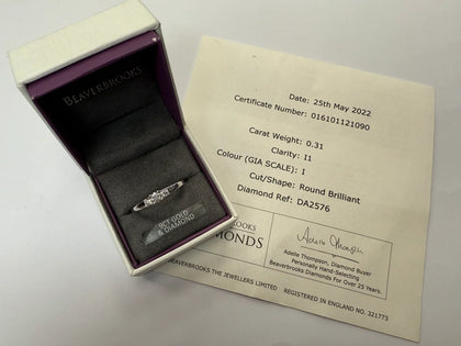 9ct White Gold Ring with Diamonds Size R