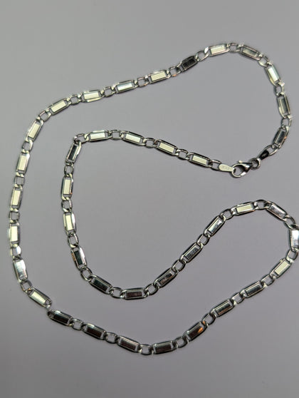 18ct White Gold Curb Block Chain