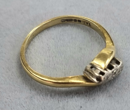18ct Gold Diamond Ring 