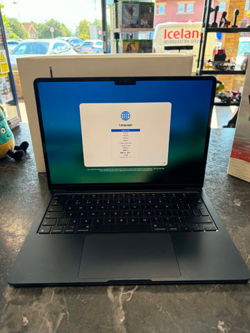 Apple MacBook Air A3113 2024 13