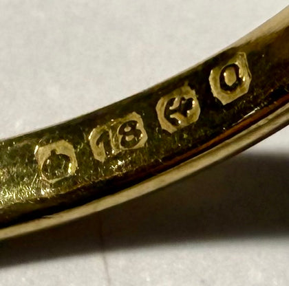 18CT Gold Wedding Band Size Q
