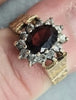 9ct Gold ring Red / Clear Stones