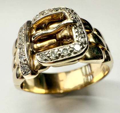 9ct gold buckle ring with diamond Size Y 1/2