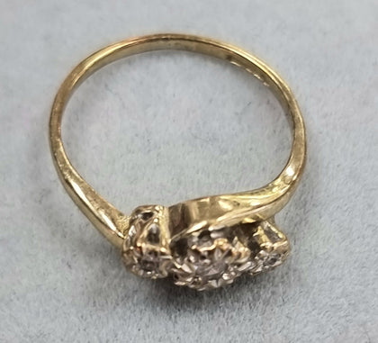 9ct Gold Diamond Ring size J