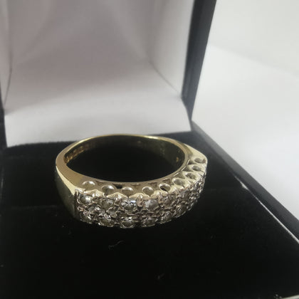 18K Gold Stunning Diamond Ring, 750 Hallmarked, 5.40Grams - Size: P, Box Included